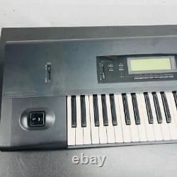 KORG T3 61 Keys Music Workstation Synthesizer Keyboard Piano From Japan