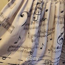 Melody Bas Ket Sz LG Recital Dress Piano Music Note Keyboard White UNIQUE WOW