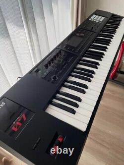 Roland FA-07 Keyboard 76 Keys Synthesizer Piano Music Workstation Used