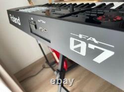 Roland FA-07 Keyboard 76 Keys Synthesizer Piano Music Workstation Used
