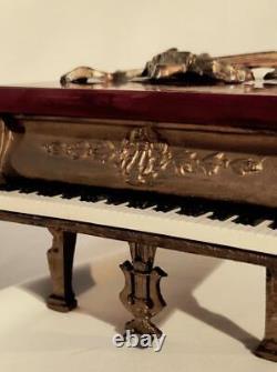 Vintage Swiss Thorens Grand Piano Music Box Gold Bakelite Fabulous Keyboard