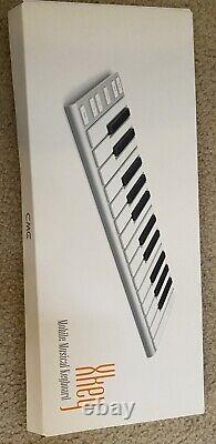 XKey MIDI Mobile Music Piano Keyboard 25 keys For Phones, Tablets And Computers