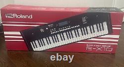 Clavier arrangeur électronique Roland E-X10 avec pupitre à musique et adaptateur secteur