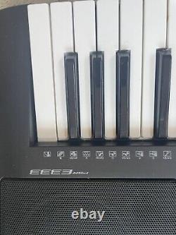 Clavier numérique musical Yamaha PSR-E333 à 61 touches avec adaptateur secteur