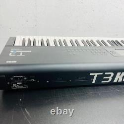 Korg T3 61 Touches Synthétiseur Clavier Station de Travail Musicale Piano