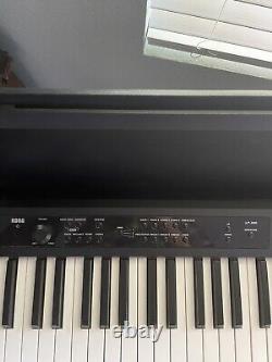 Piano Korg LP-380 Noir 88 touches 3 pédales