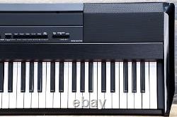Piano numérique Yamaha P-525 à clavier 88 touches GrandTouch-S Piano numérique noir