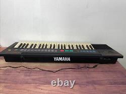 Rare Yamaha Psr-8 Keyboard Music Production 49 Key Piano Fabriqué Au Japon
