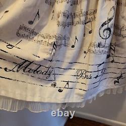 Robe de récital Melody Bas Ket Sz LG pour piano avec une note de musique clavier blanc UNIQUE WOW
