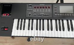 Roland FA-07 Clavier de travail musical 76 touches semi-lestées avec clavier USB MIDI