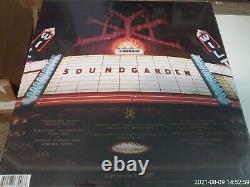 Vivre Soundgarden Du Den De L'artiste (2019). 4 X Vinyl. Conseil D'administration De L'office Des Publications Officielles Des Communautés Européennes Ensemble D'édition