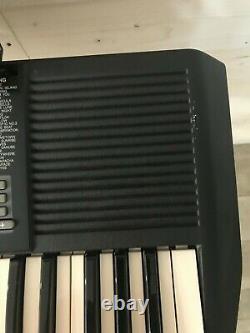 Yamaha Psr-190 Clavier Pour Piano À 61 Clés Avec Repose-musique, Cordon De Puissance Et Livre